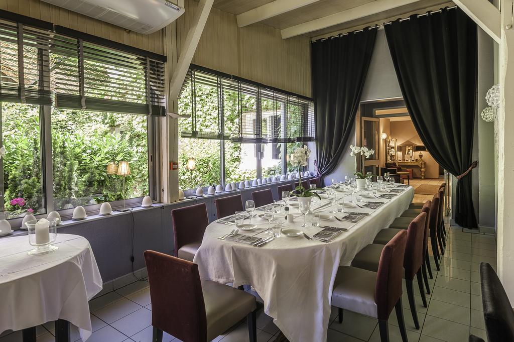 Logis Hotel - Restaurant Le Relais De Comodoliac Saint-Junien Exterior photo