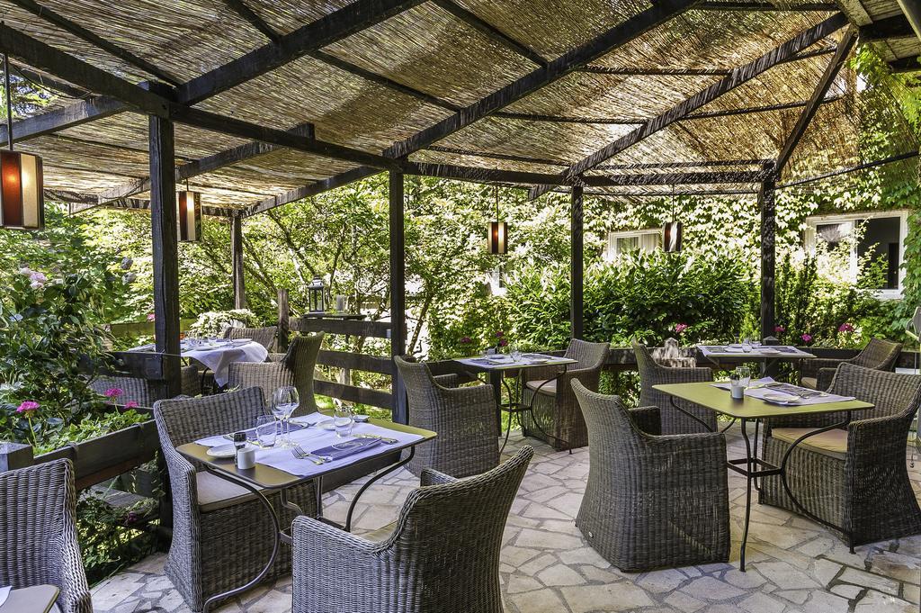 Logis Hotel - Restaurant Le Relais De Comodoliac Saint-Junien Exterior photo
